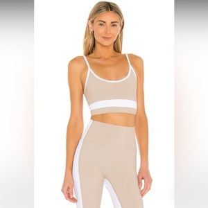 Eva Sports Bra and Leggings Set in Taupe & White